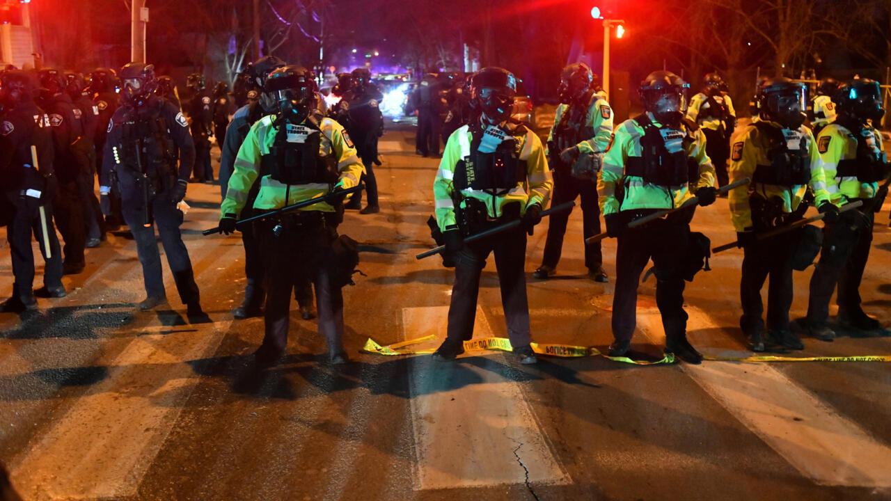 عنصر في وكالة الهجرة يطلق النار على فنزويلي في مينيابوليس