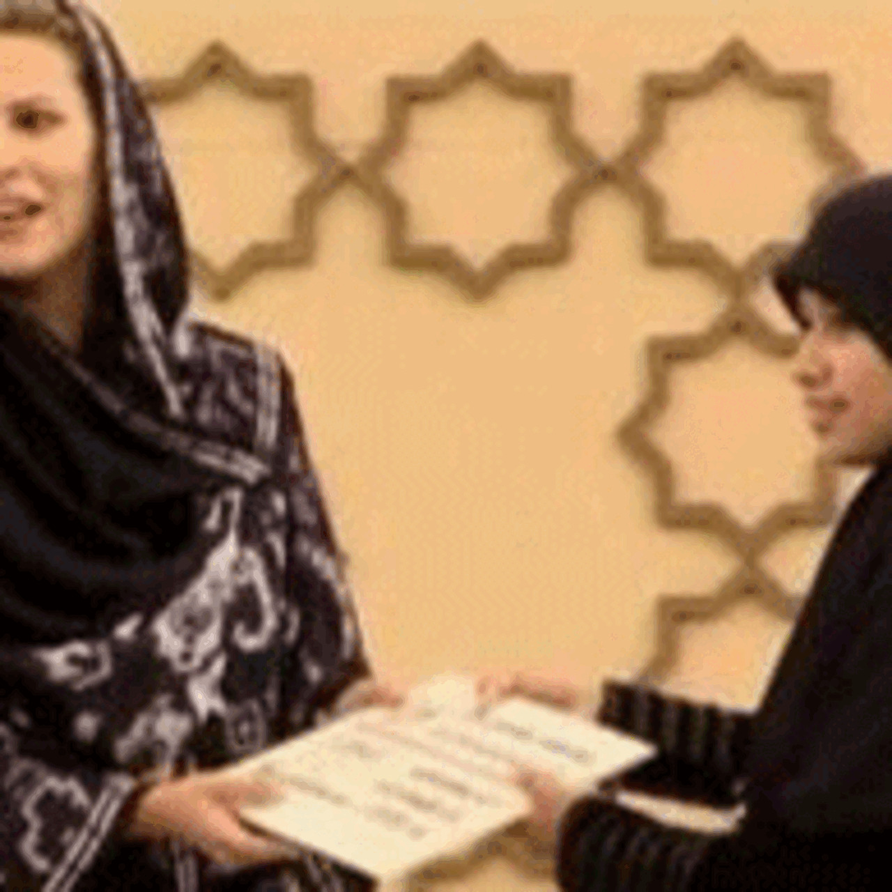 Gaddafi Family Members Flee To Algeria