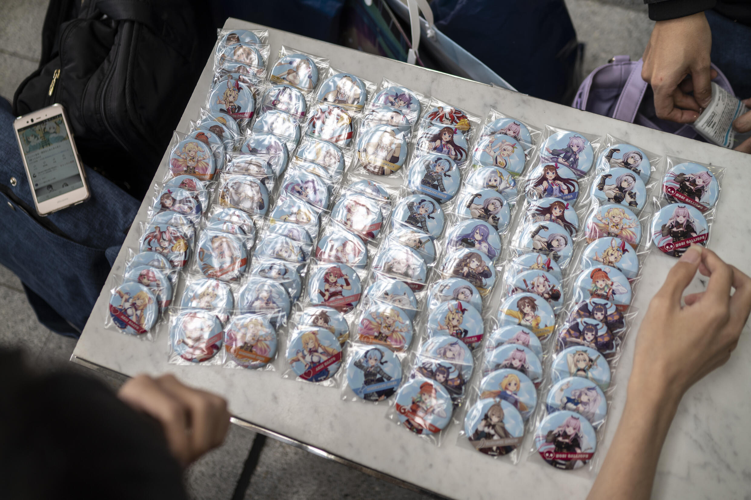 VTuberのキャラクターは、日本のアニメのハイパーフェミニンなヒロインによく似ています