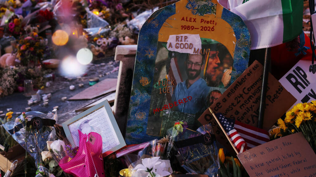 Amerikaanse agenten die betrokken waren bij de dodelijke schietpartij op Alex Pretti in Minneapolis, zijn met verlof gestuurd