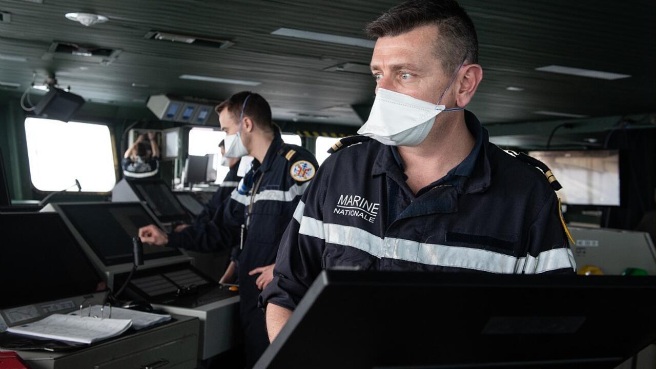 Au moins 668 marins testés positifs au Covid19 à bord du porteavions