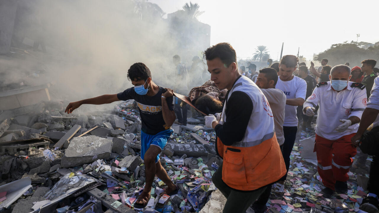 Fue una noche de infierno”: intensos ataques israelíes, mientras el total de muertos en Gaza aumenta a 21.100