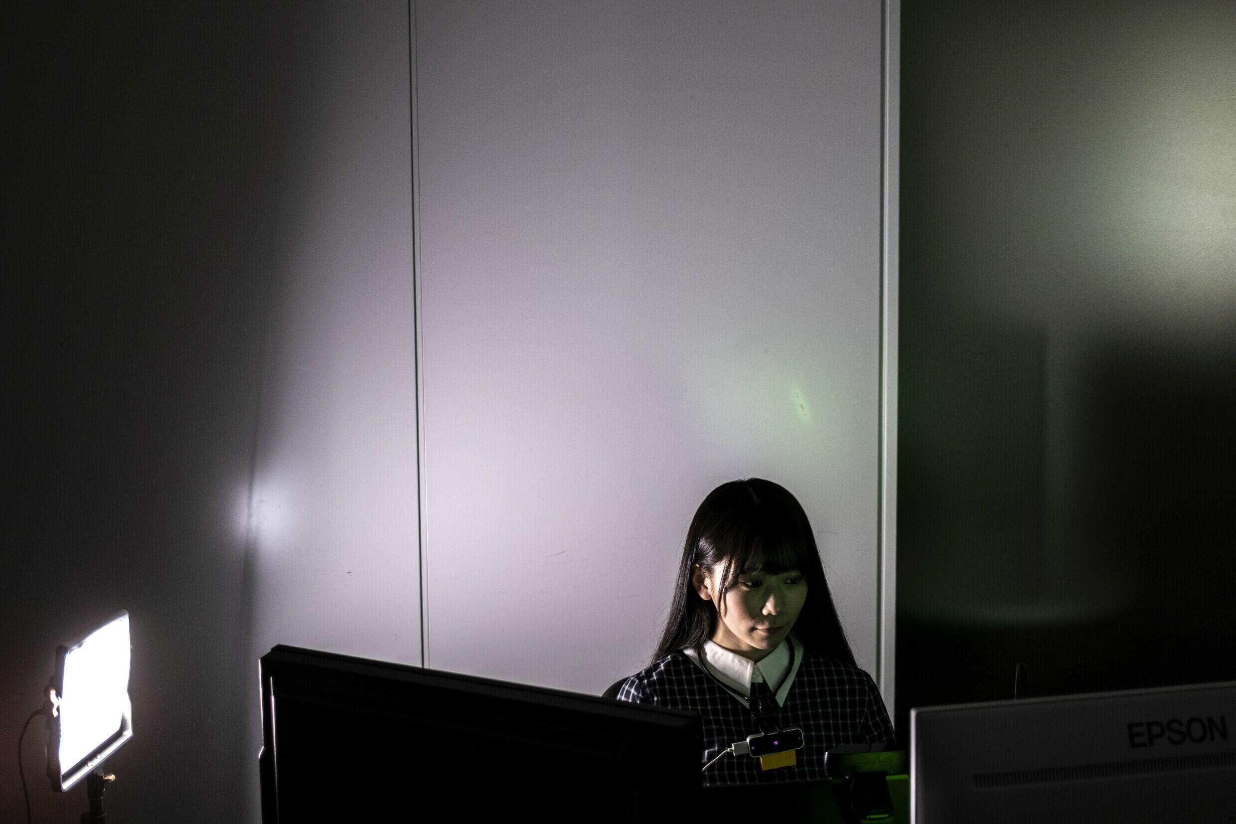 イズカは、夢として4年間のビデオを作り、彼女のアイデンティティを明らかにするという珍しい決断をしたと言います。