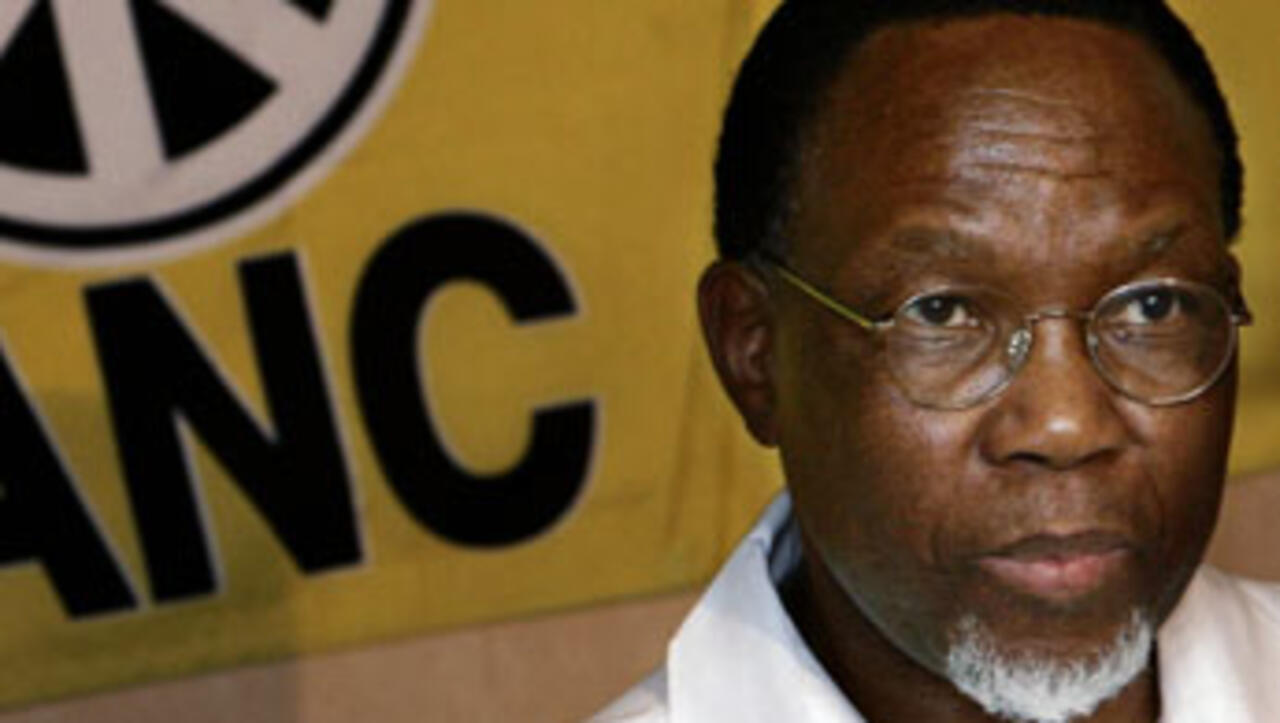 One third of members quit after Mbeki resignation