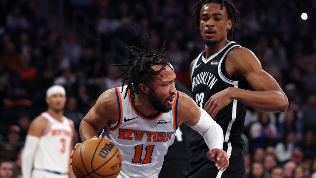 Knicks halt losing streak with record 120-66 thrashing of Nets