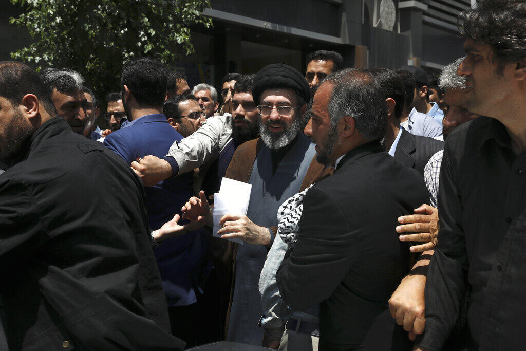 Le fils du guide suprême iranien, Mojtaba Khamenei, lors d'un rassemblement à Téhéran le 31 mai 2019.