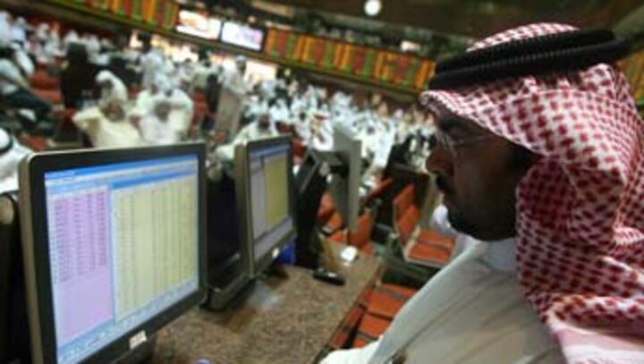 Gulf stocks follow global trend down