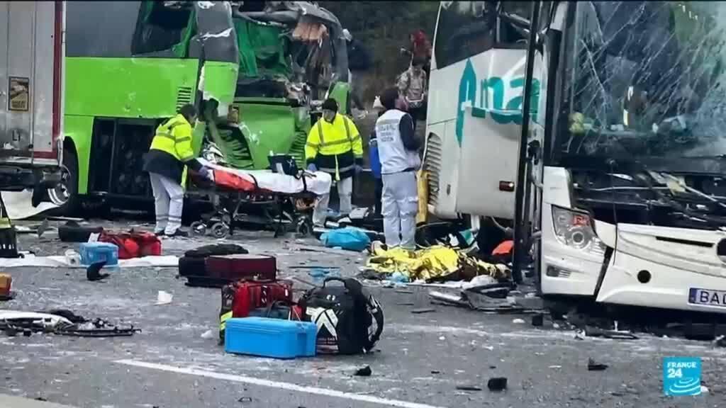 Neige en France : cinq morts sur les routes et trente-huit départements en vigilance orange