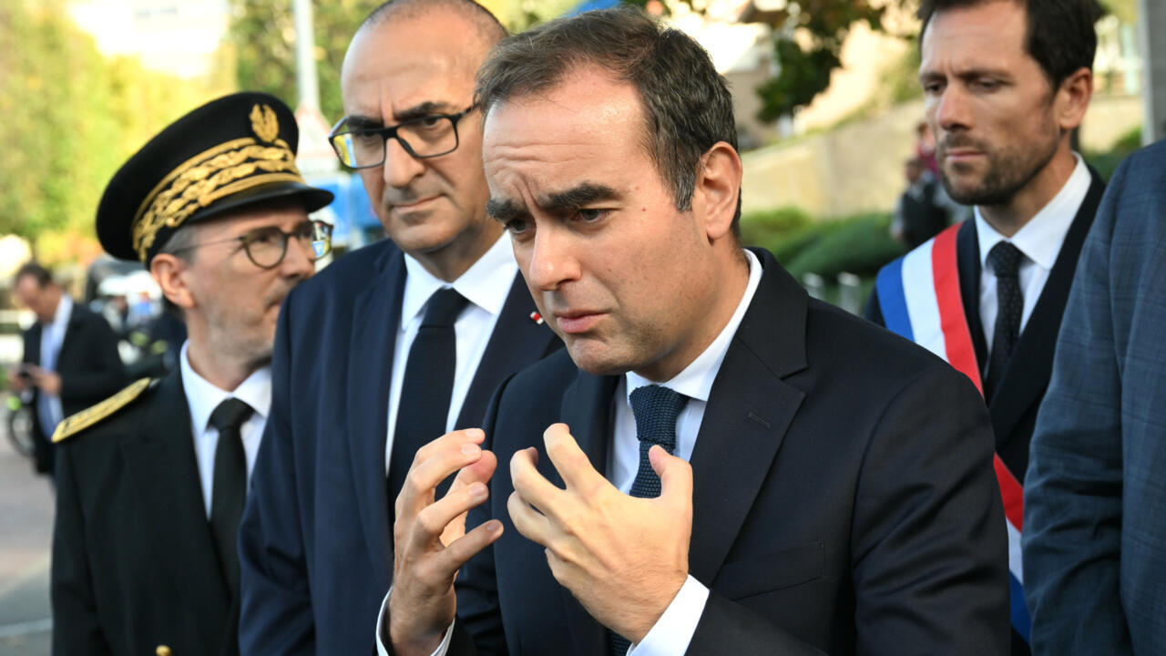 La France en attente d'un budget, Sébastien Lecornu face au défi de former un gouvernement