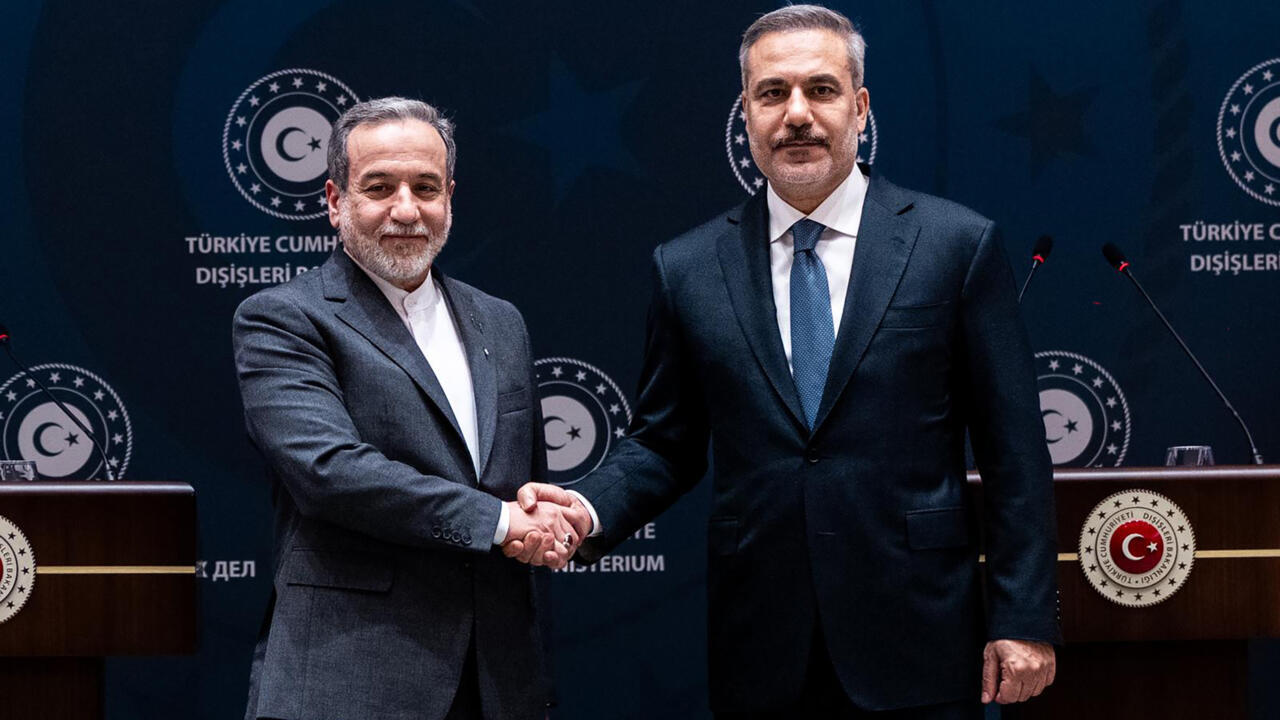 ايران تؤكد أن التفاوض مع الاميركيين "لن يشمل أبدا صواريخها وقدراتها الدفاعية"