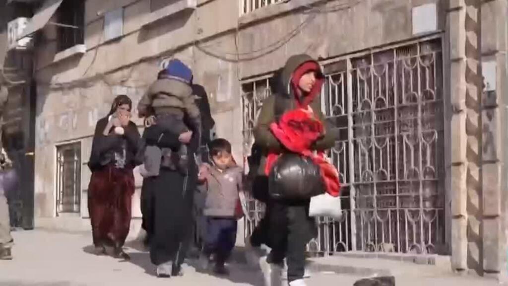 Enfrentamientos entre milicias kurdas y Ejército sirio desatan nueva ola de desplazados en Alepo