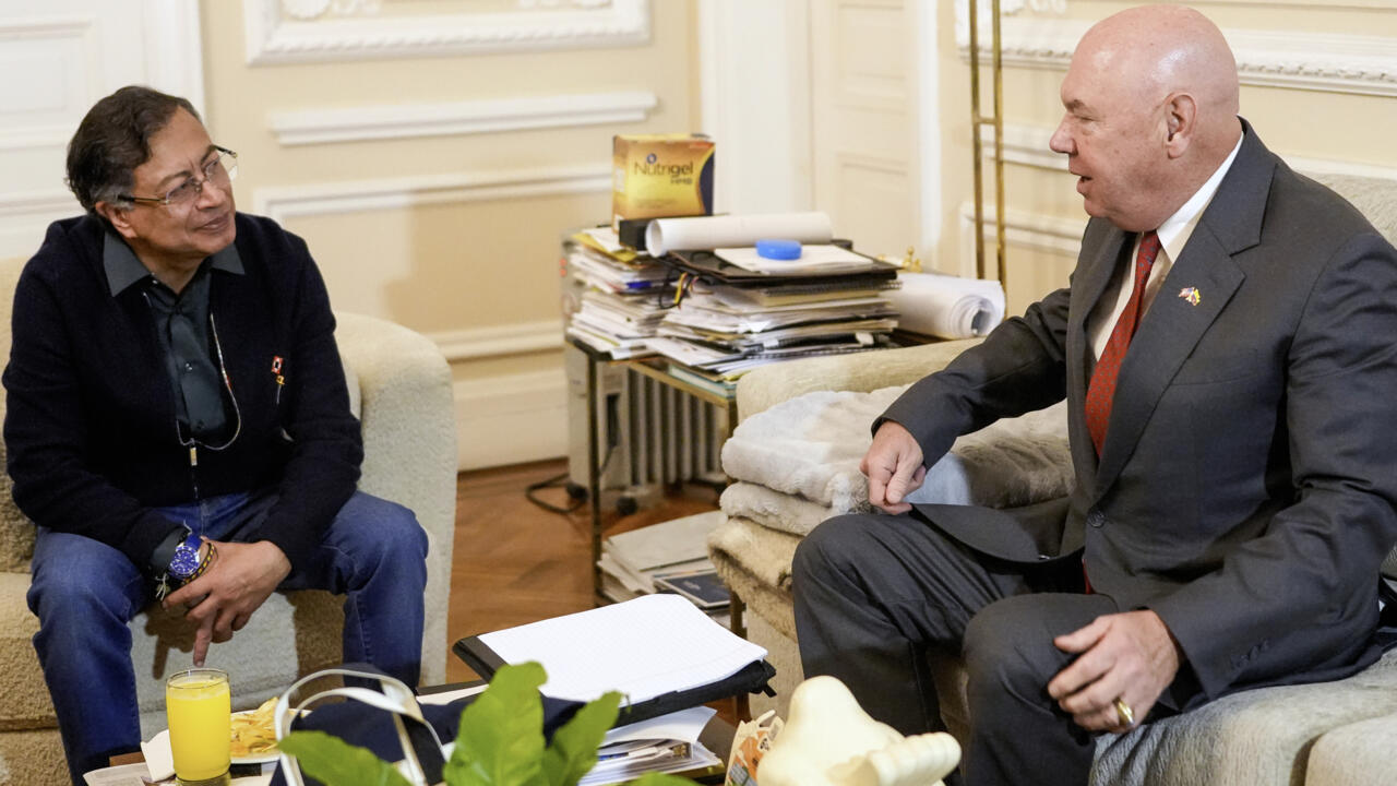 كولومبيا تؤكد التزامها والولايات المتحدة "تحسين" استراتيجيات مكافحة المخدرات