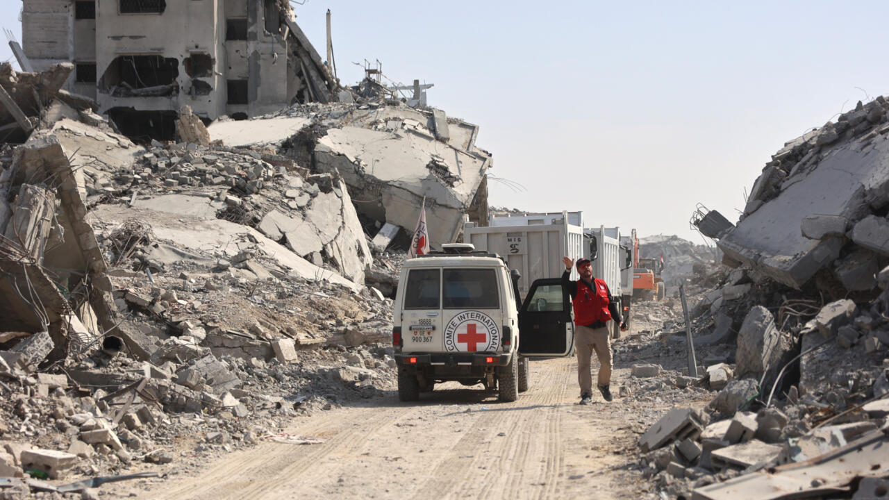 حماس والجهاد الإسلامي تعلنان بأنهما ستسلّمان جثة رهينة إسرائيلي الساعة 14,00 ت غ