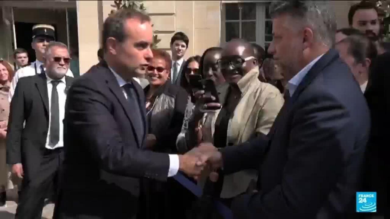 16 jours sans gouvernement, le Premier ministre Lecornu poursuit ses consultations