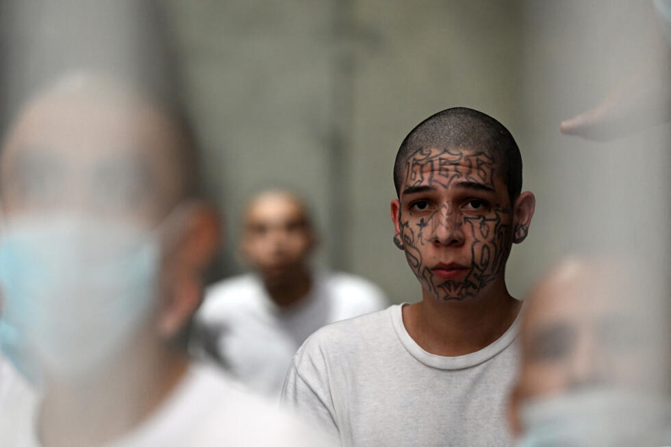 Más de 3.000 menores han sido detenidos en El Salvador en régimen de excepción, denuncia HRW