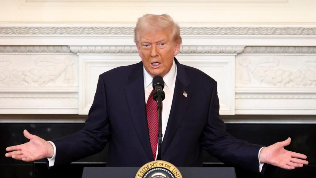 "Trump will point fingers at the Democrats" without questioning his policies