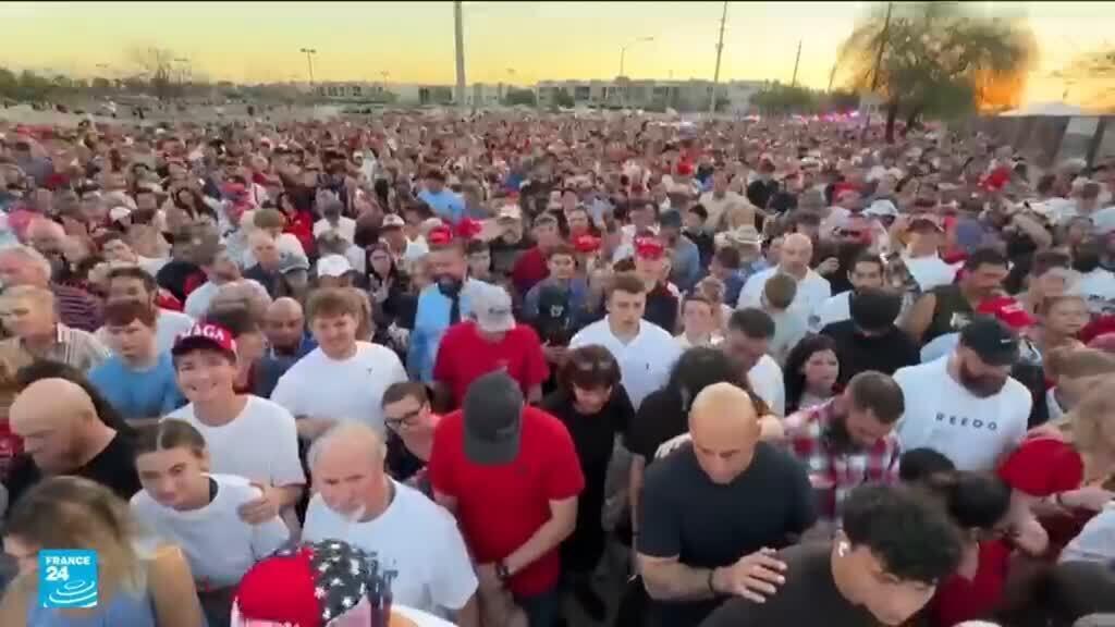دونالد ترامب يشارك في مراسم تأبين المؤثر المحافظ تشارلي كيرك