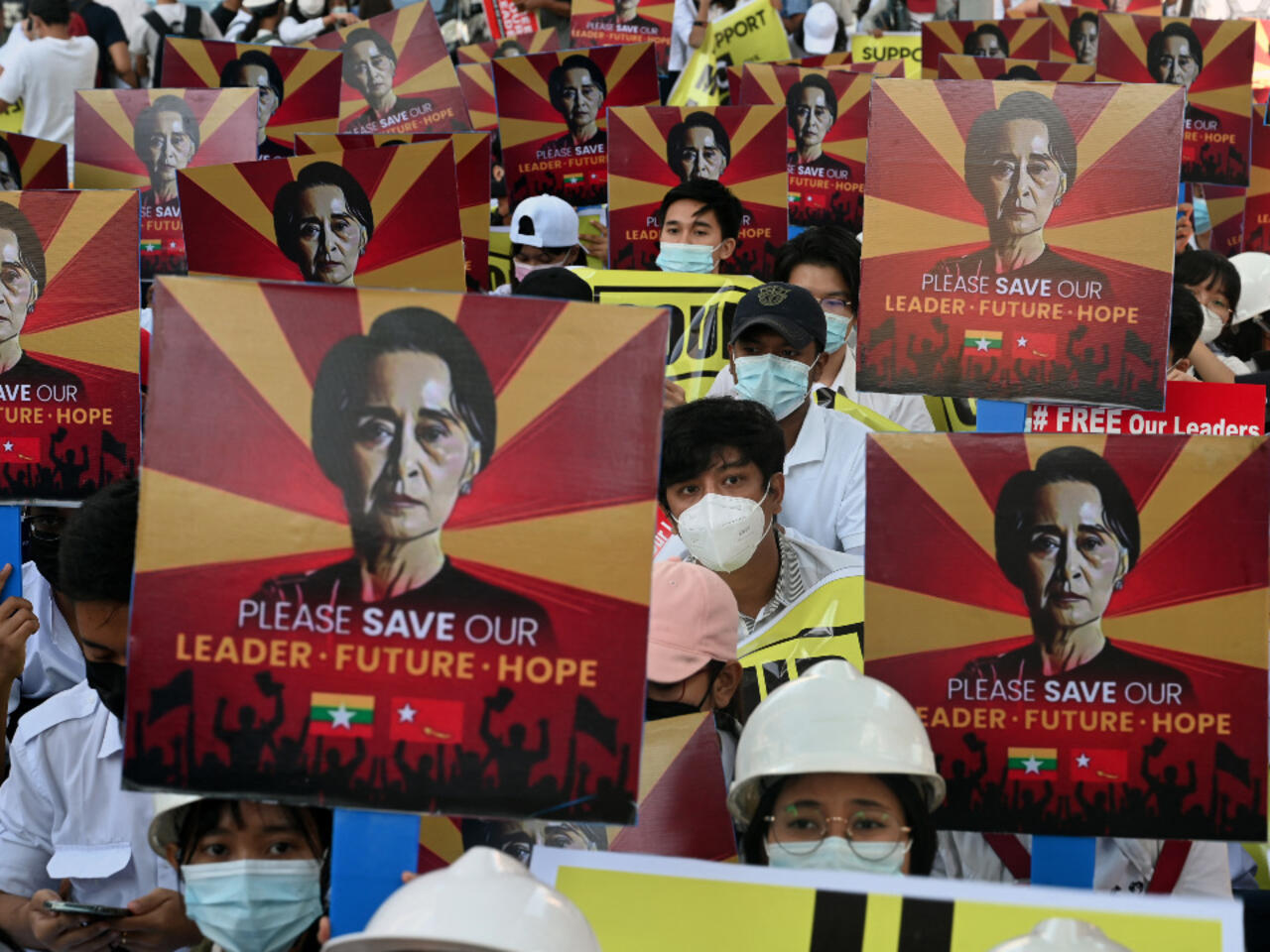 Myanmar S Suu Kyi Makes First In Person Court Appearance Since Coup