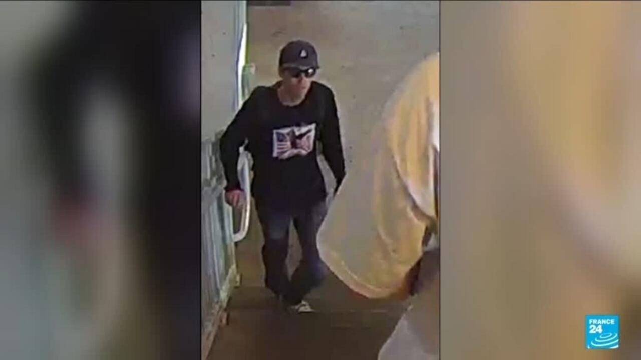 Assassinat de l'influenceur Charlie Kirk : le FBI publie les photos du suspect