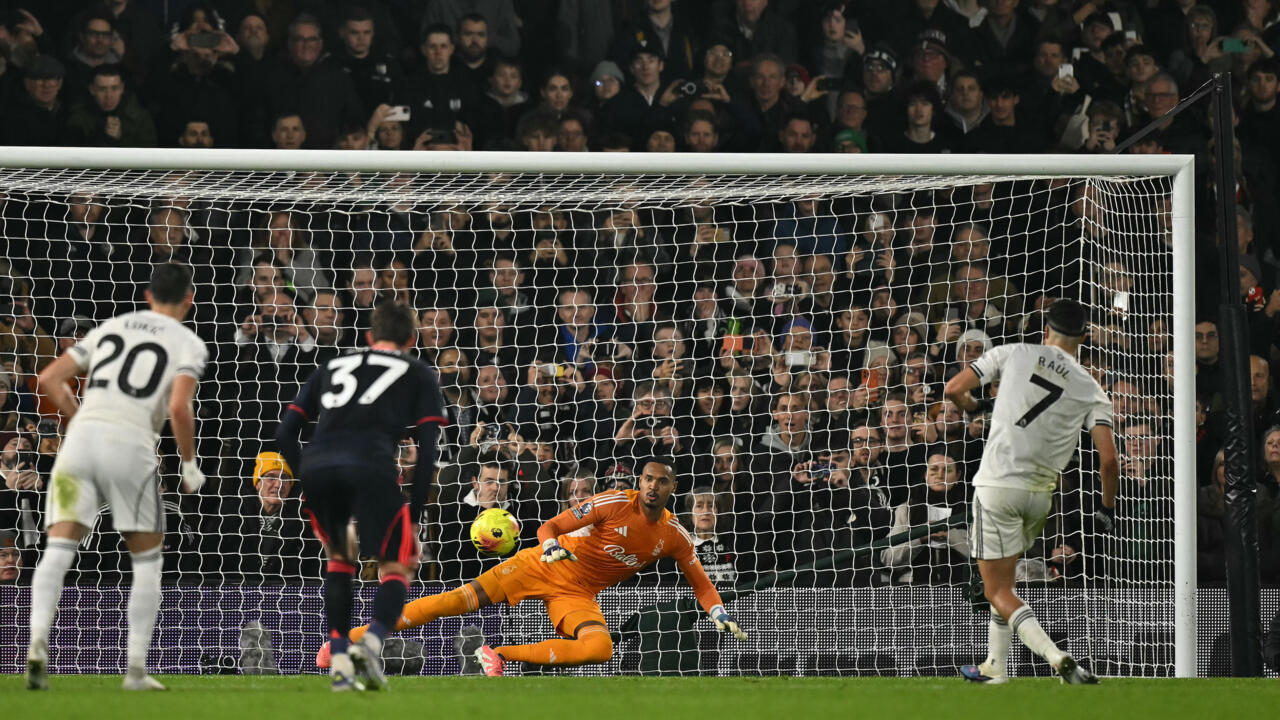 بطولة إنكلترا: فولهام يُسقط نوتنغهام فوريست بهدف نظيف