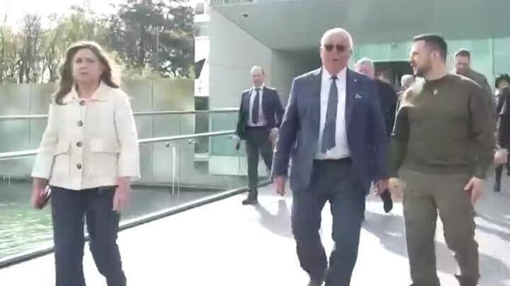 Ukraine's Zelensky convinced Putin will face court justice