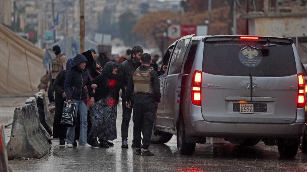 سوريا: القوات الحكومية تعلن استكمال عملية أمنية داخل حيّ كردي بحلب