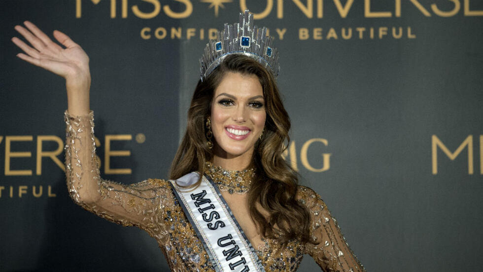 Iris Mittenaere devient la première française élue Miss Univers depuis(02)