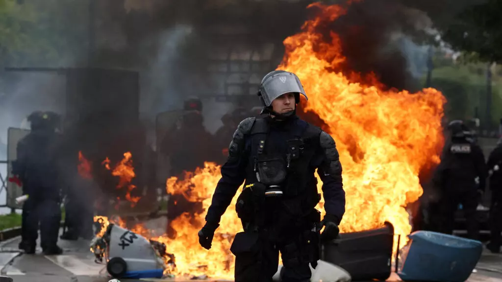Más de 400 detenidos y 175.000 participantes en protestas ‘B - Viajar a Francia - consejos - Foro Francia
