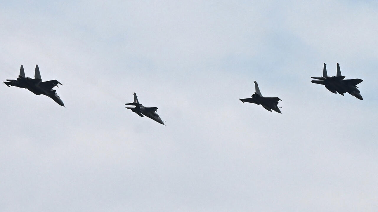 На живо: Русия твърди, че е „унищожила“ украински разузнавателен катер в Черно море