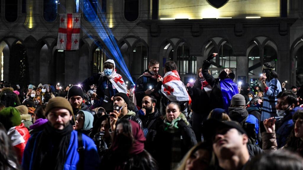 جورجيا: احتجاجات مستمرة لمؤيدي الاتحاد الأوروبي والحكومة تهدد بـ"استئصال الفاشية الليبرالية"