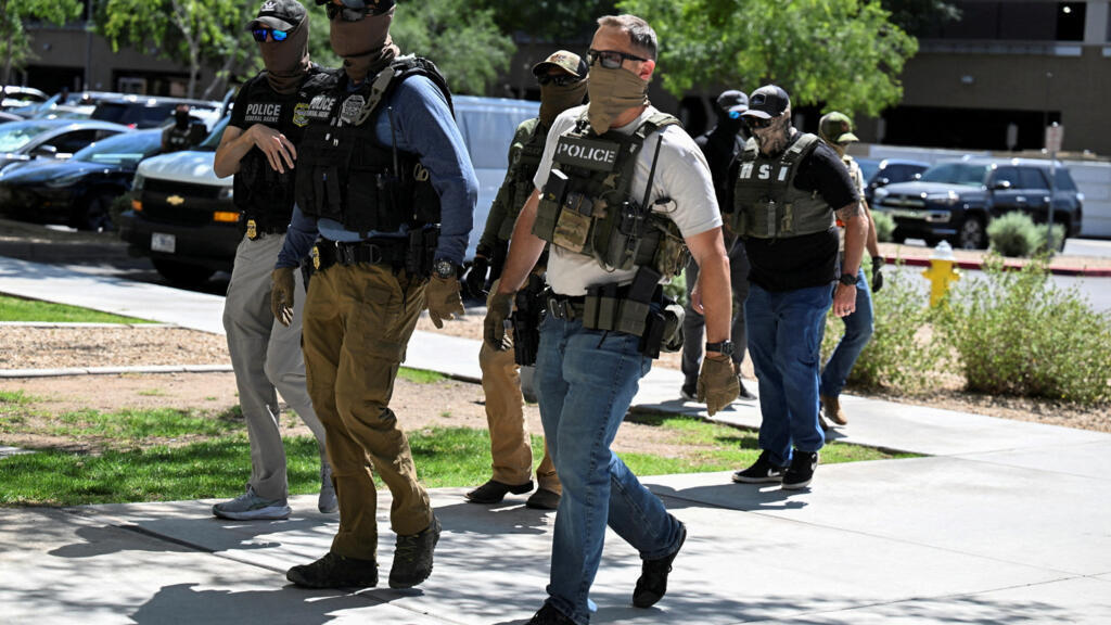 “ضروري” لشركة ICE: شركة تكنولوجيا المعلومات الفرنسية العملاقة Capgemini تتعرض لانتقادات بسبب دورها في تتبع المهاجرين