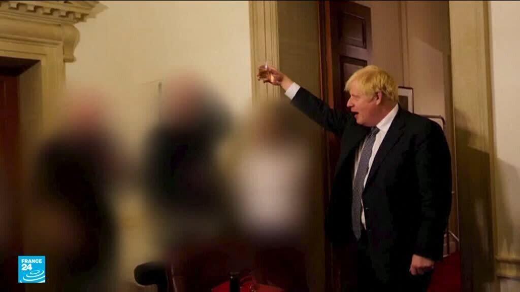 تقييم قاس يلاحق أداء رئيس وزراء بريطانيا السابق بوريس جونسون خلال جائحة كوفيد