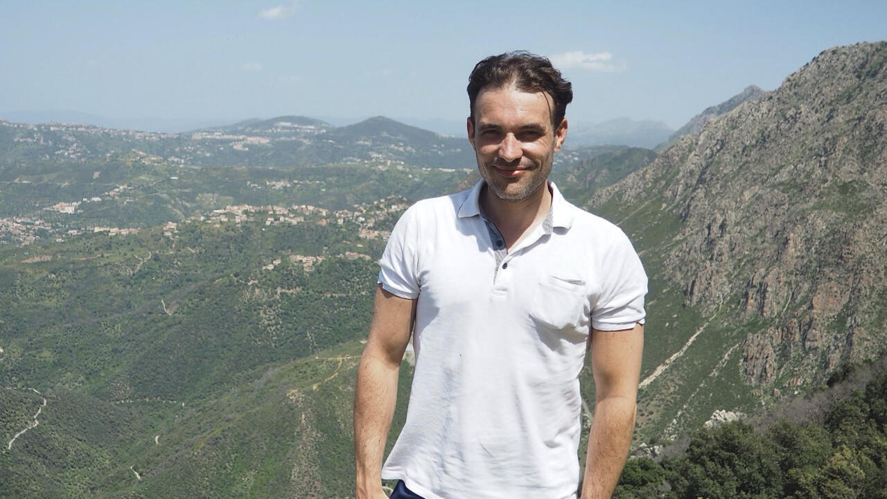 Mother of jailed French journalist appeals to Algerian president for pardon