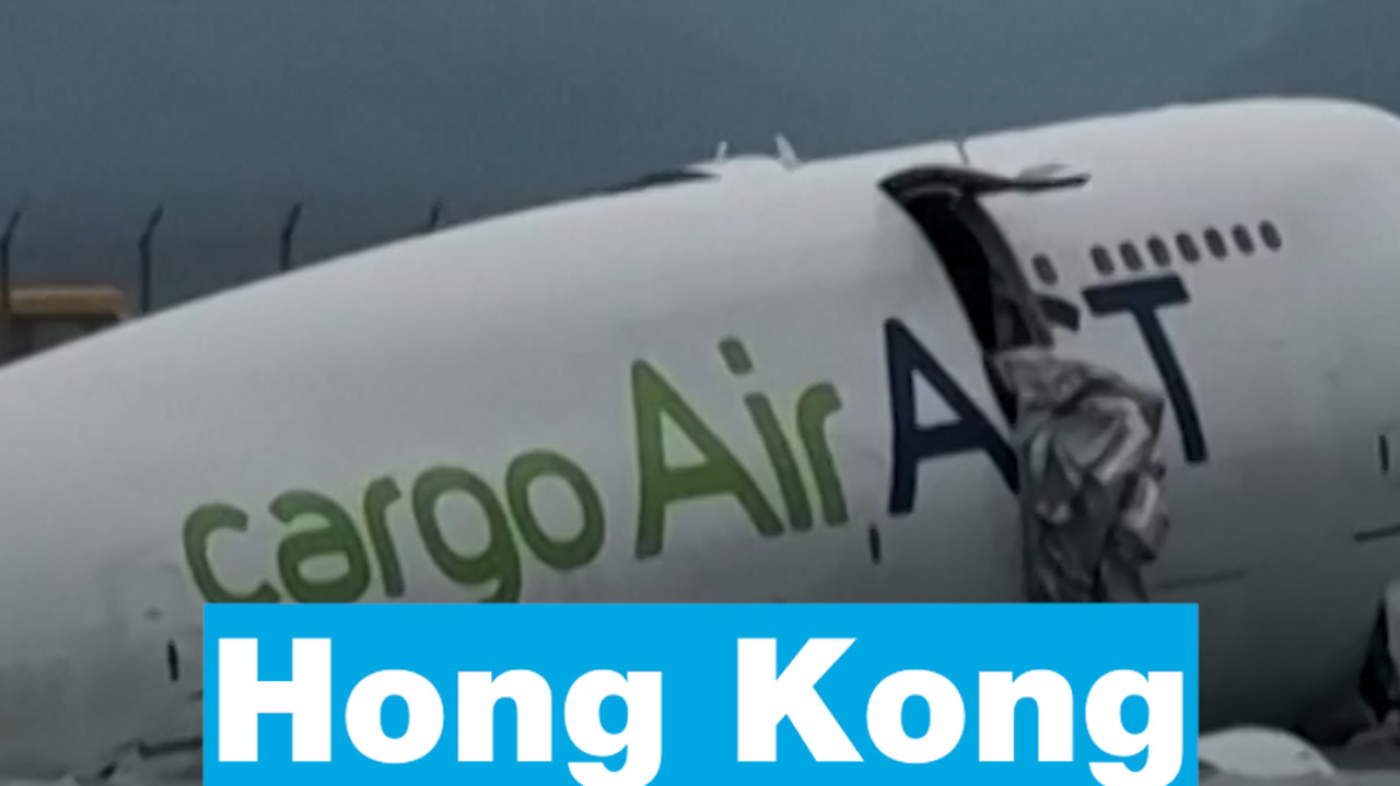 ✈️ Un avion-cargo quitte la piste à son atterrissage à Hong Kong et fait deux morts