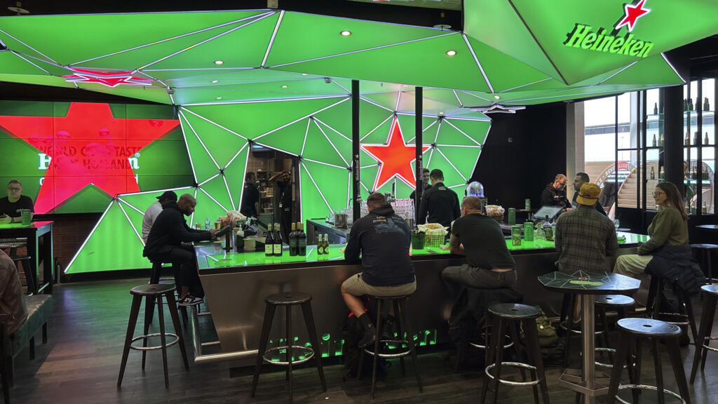 Heineken recortará 6.000 empleos por baja demanda de cerveza