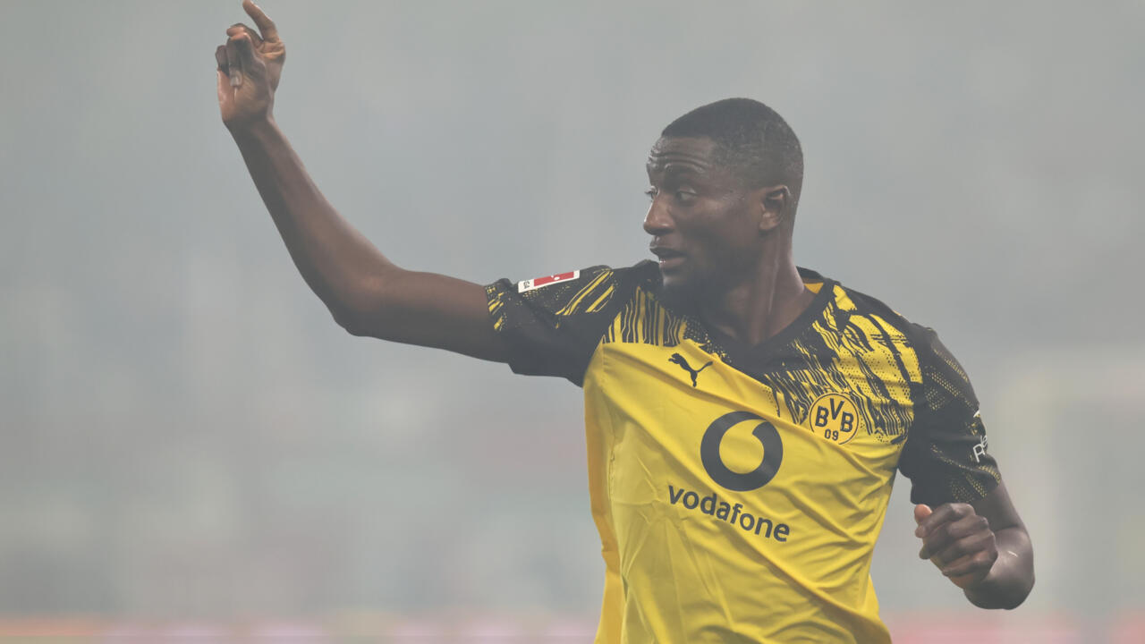 بطولة ألمانيا: دورتموند ثانيا موقتا