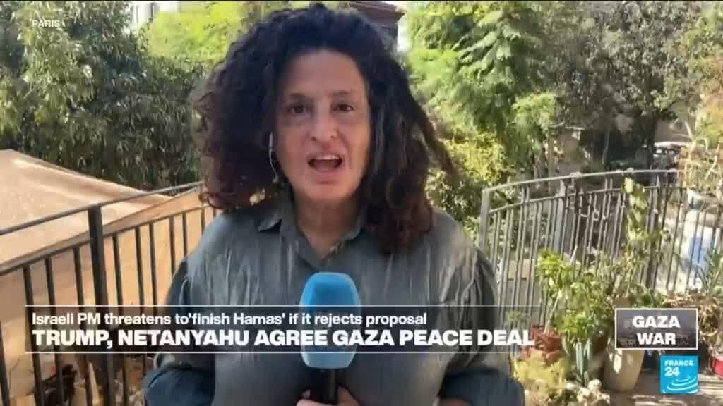How did Israelis react to Netanyahu's approval of Donald Trump's Gaza peace plan?