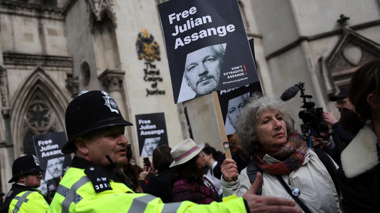 Julian Assange peut contester son extradition vers les ÉtatsUnis, nouvelle audience en mai