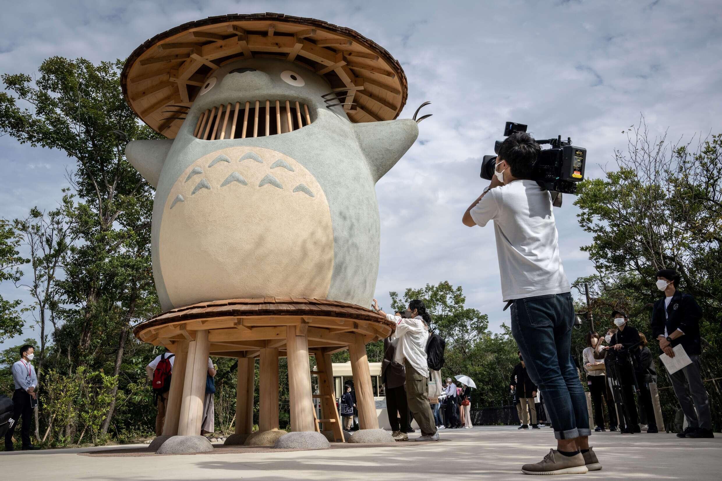 Japon au parc Ghibli, Totoro et ses amis préparent l'arrivée des visiteurs