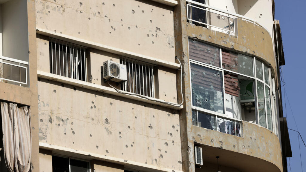 Lebanon holds day of mourning after deadly sectarian clashes