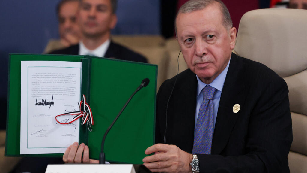 مباشر- أردوغان: يجب إجبار إسرائيل على الالتزام بوقف إطلاق النار بغزة من خلال العقوبات