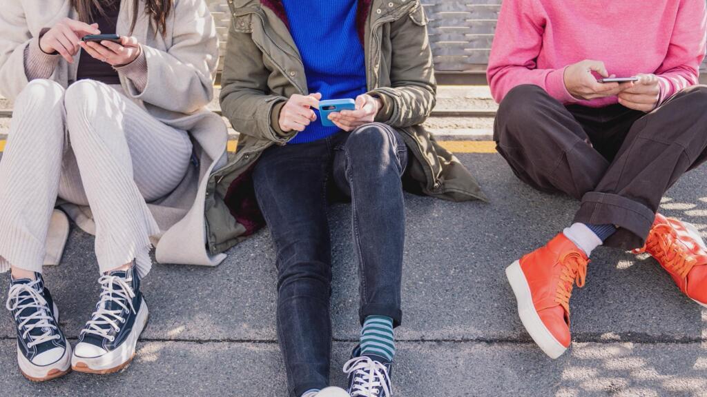 Days before Australia's social media ban, teens race to find loopholes