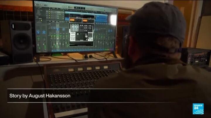 Musicians raise alarm over AI scammers