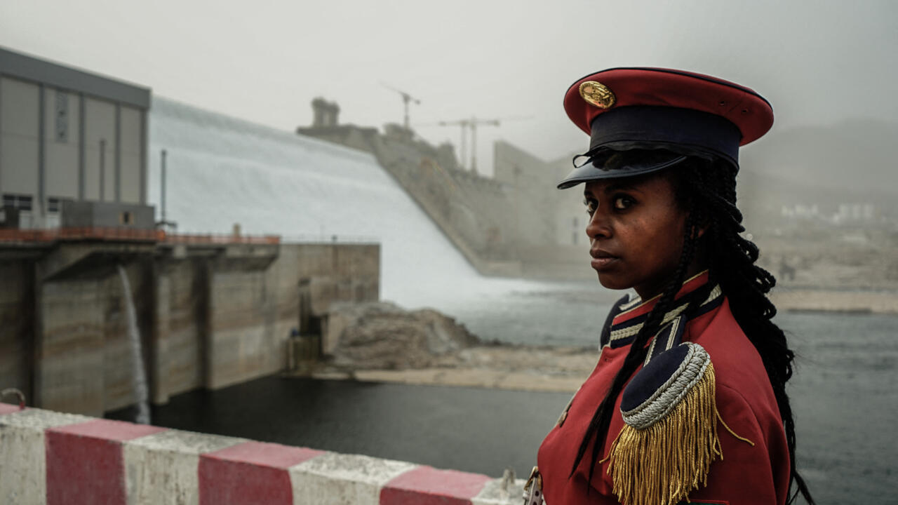 Etiopía inaugura la mayor represa hidroeléctrica de África, tensando la relación con Egipto