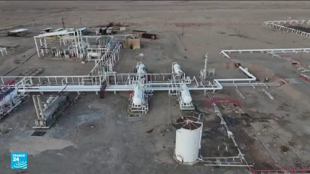 سوريا: القوات الكردية تنسحب من محافظتي الرقة ودير الزور الغنيتين بالنفط والغاز