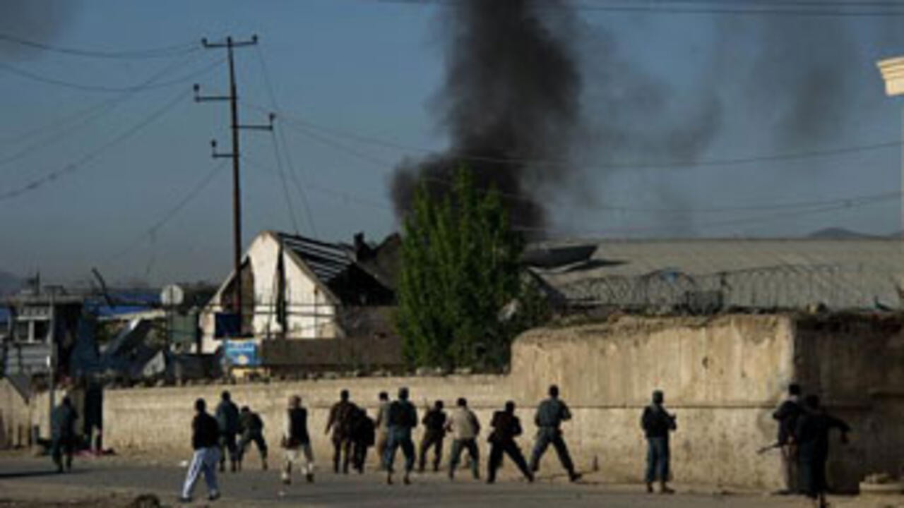 Attentatsuicide et fusillade dans le centre de Kaboul