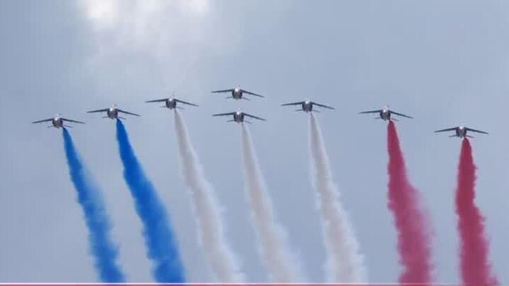 Bastille Day: French-built rafale jets soar over Paris