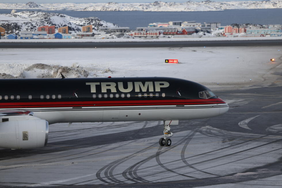 Un avion transportant Donald Trump Jr. arrive à Nuuk, au Groenland, le 7 janvier 2025