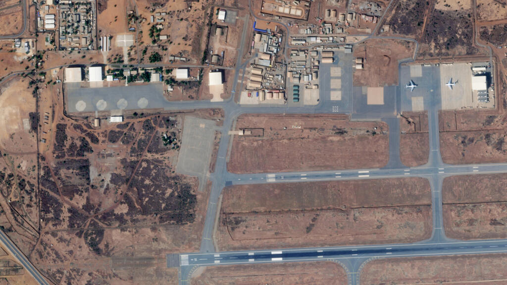 Niger : des tirs nourris entendus autour de l'aéroport de Niamey, le calme est revenu