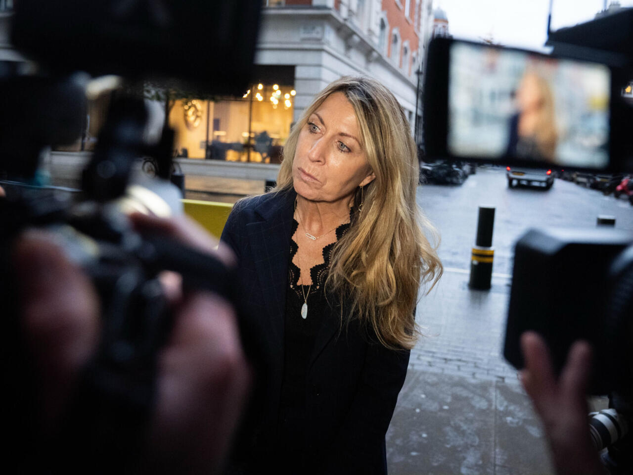 La 'BBC' sumergida en la controversia: ¿qué sigue para el referente del  periodismo británico?